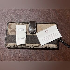 Coach vintage Beige and Brown Signature Wallet